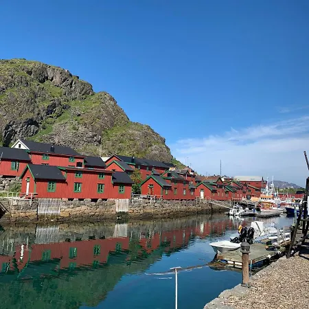 Rorbu I Lofoten I Fantastiske Omgivelser *